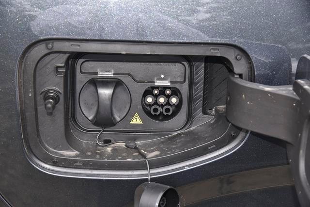 零跑B10 2025款510悦享版，内外升级，价格十万出头   真香