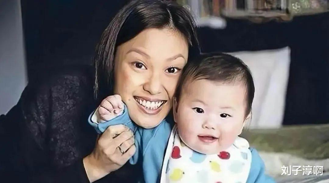 知名男星被曝又离婚！