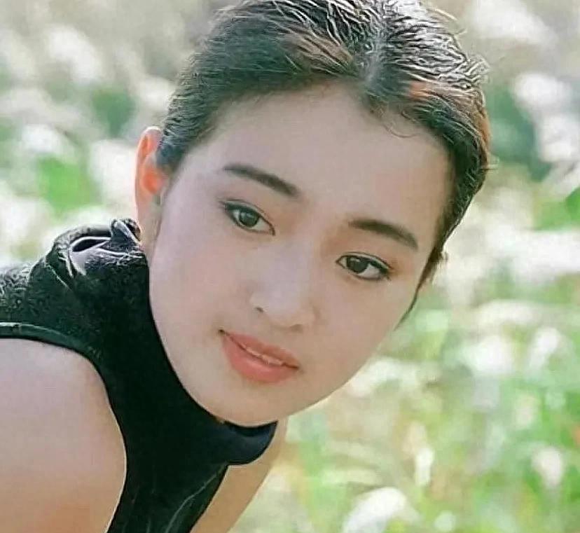 巩俐年轻时有多美?她的霸气与女人味,至今无人能比!