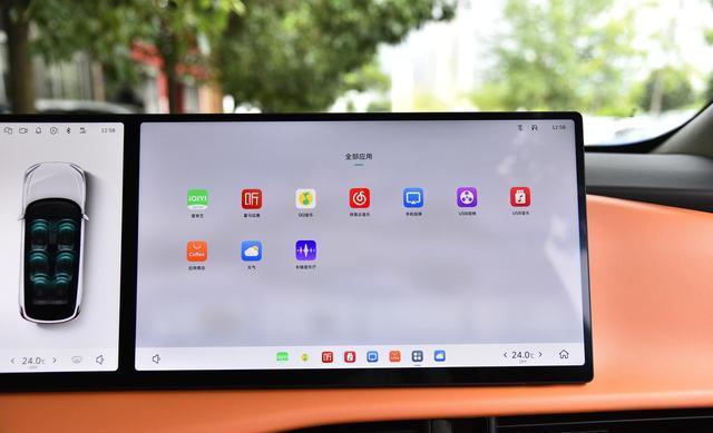喝92油的中大型SUV，配冰箱+173寸大屏+双电机四驱