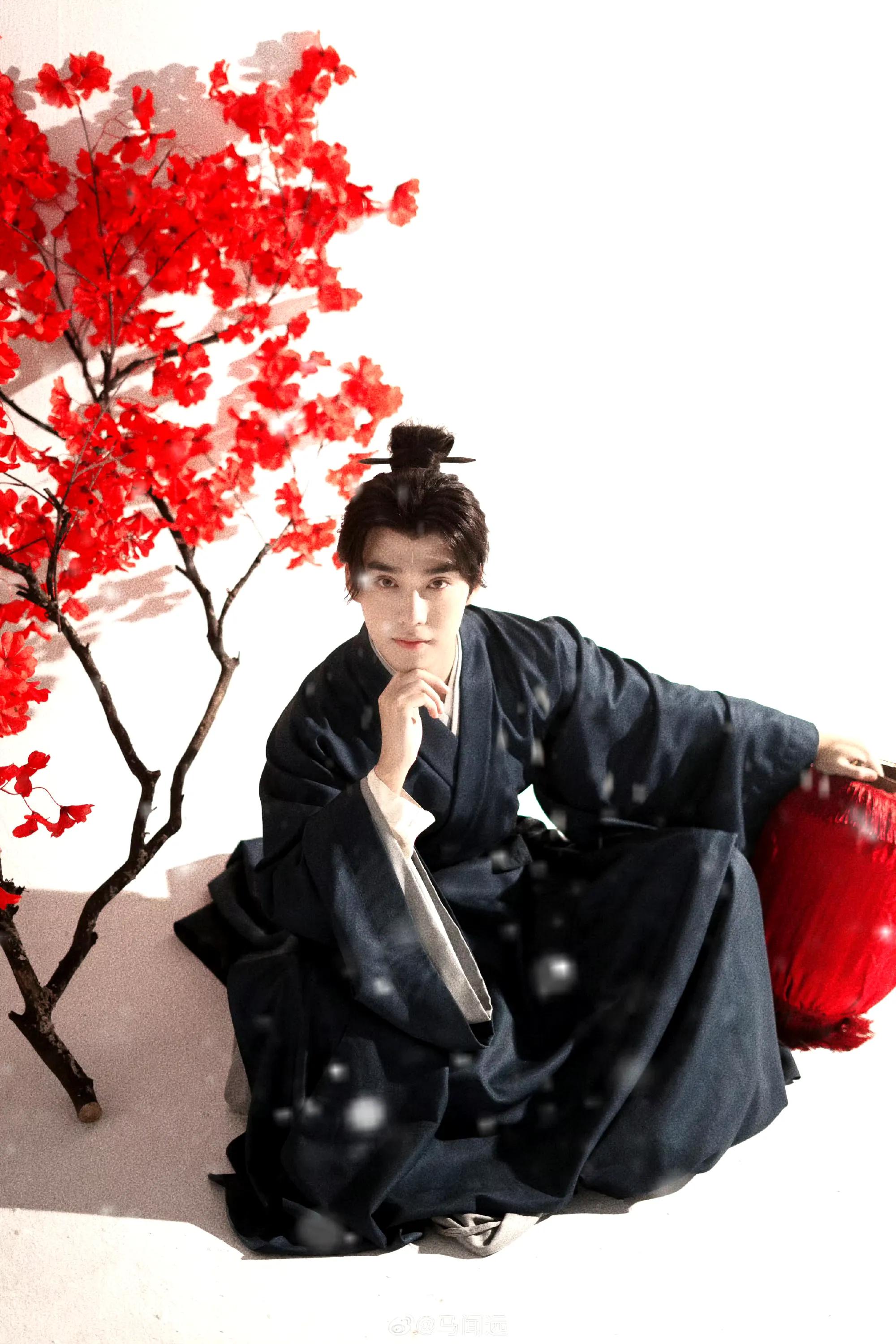 于正新剧《玉茗茶骨》斥资两亿，一女九男，演员阵容出乎意料