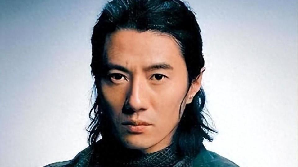 刘芸15岁儿子近照曝光！鼻梁塌眼睛小但睫毛长，网友：像东南亚人