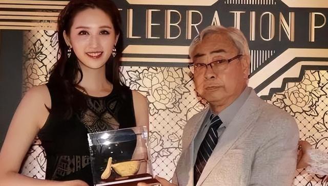 她曾是体操女神，退役后与大51岁的干爹谈恋爱，如今收获新的人生