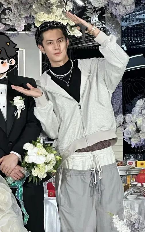 良心不会痛吗？割韭菜脸面都顾不上了，这5位明星“捞金“没眼看