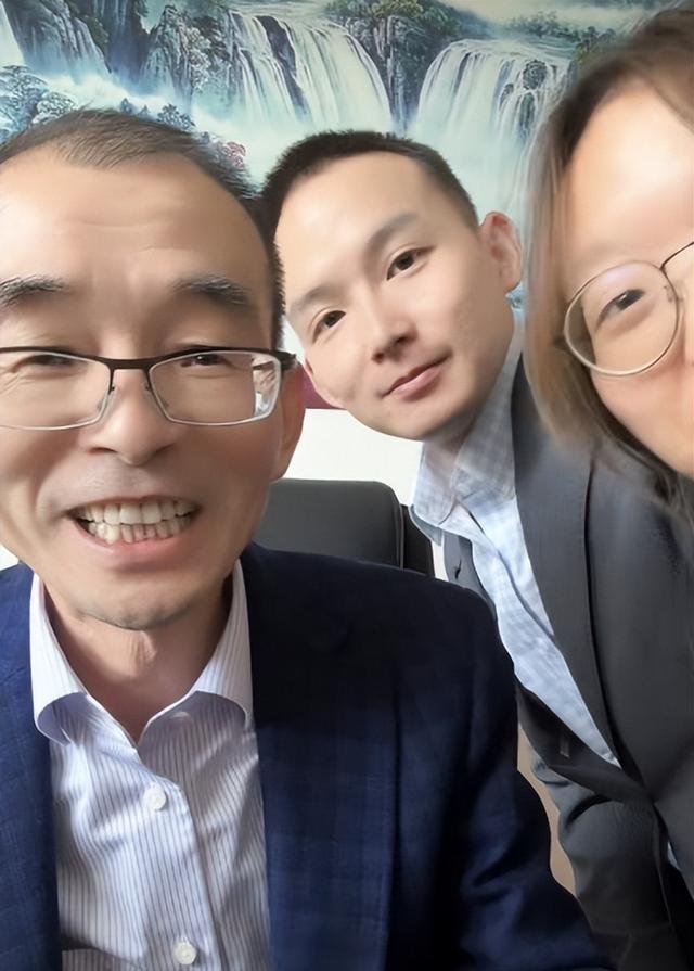 谢浩男感情状况曝光,忙着学习一直没谈过对象,现在还是单身