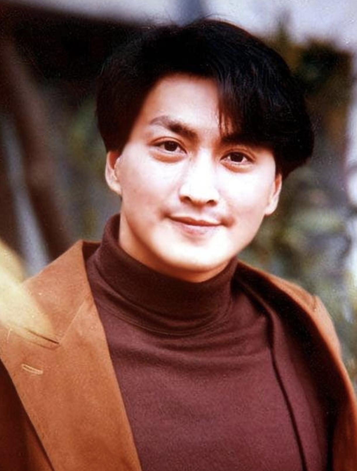 何家劲：出演\展昭\走红，今因《731》上映当天的一举动,口碑暴涨