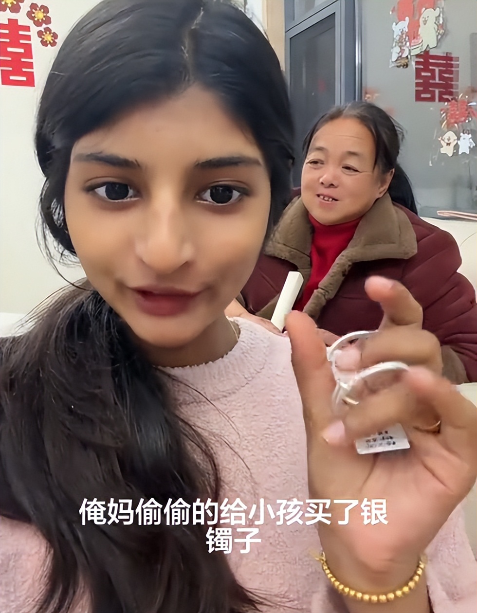 河南小黑妮喜得千金,本人回应孩子皮肤很白,打除了大家的担心