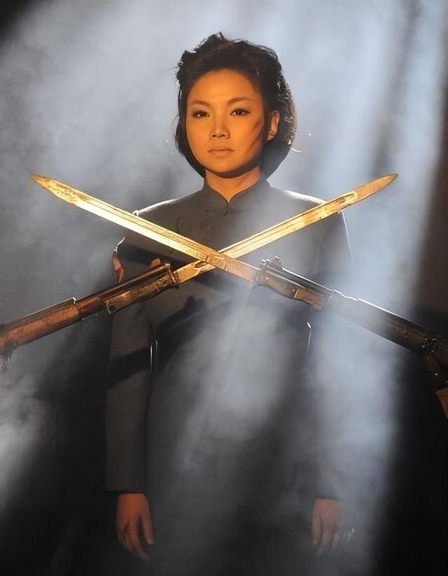 舞台上那个歌声温暖动人的女高音，曾经让无数中年观众为之动容