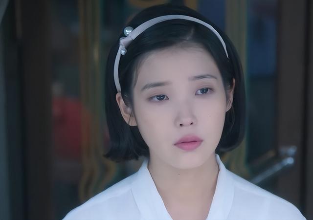 百想盛典被嘲黑幕:李知恩豆瓣9.5不拿奖,小透明金泰梨二封视后