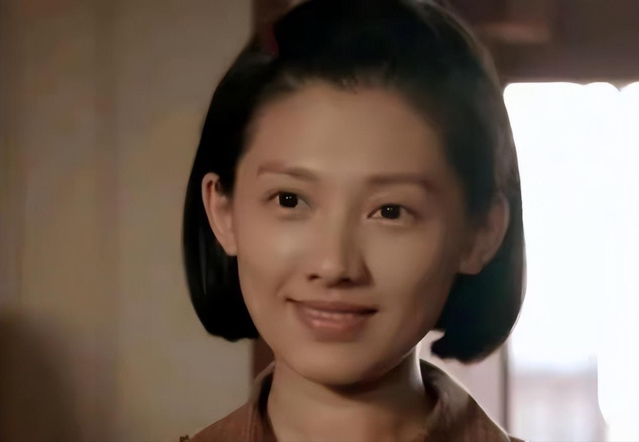 明明长相平平却资源不断，李幼斌都愿意做配，她到底有什么魅力？