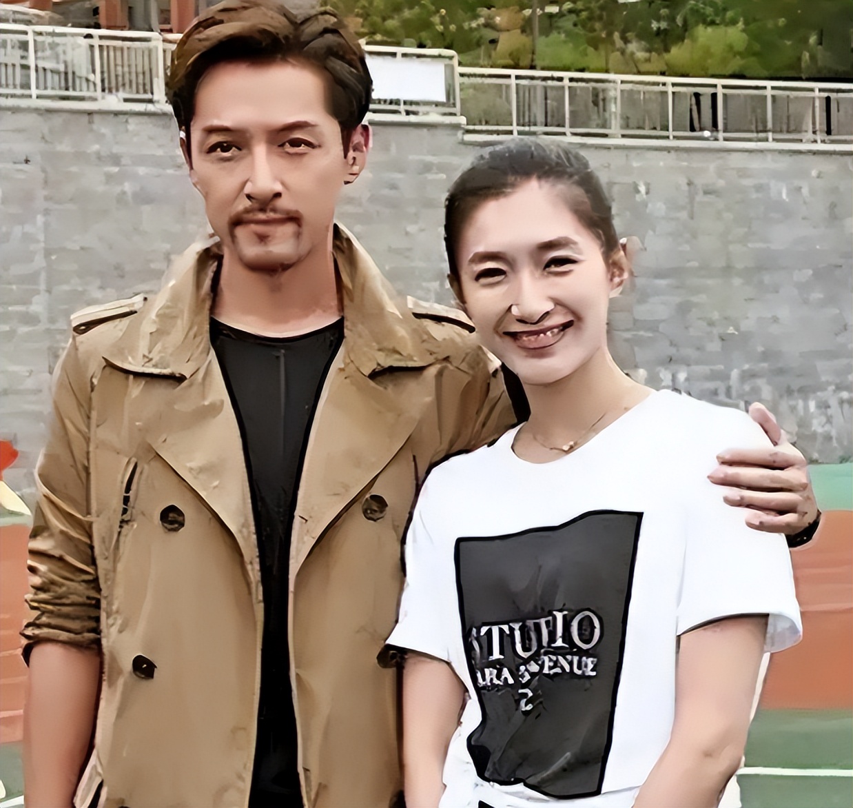 海外产子真相大白6个月，39岁江疏影罕见露面，近照曝光令人意外