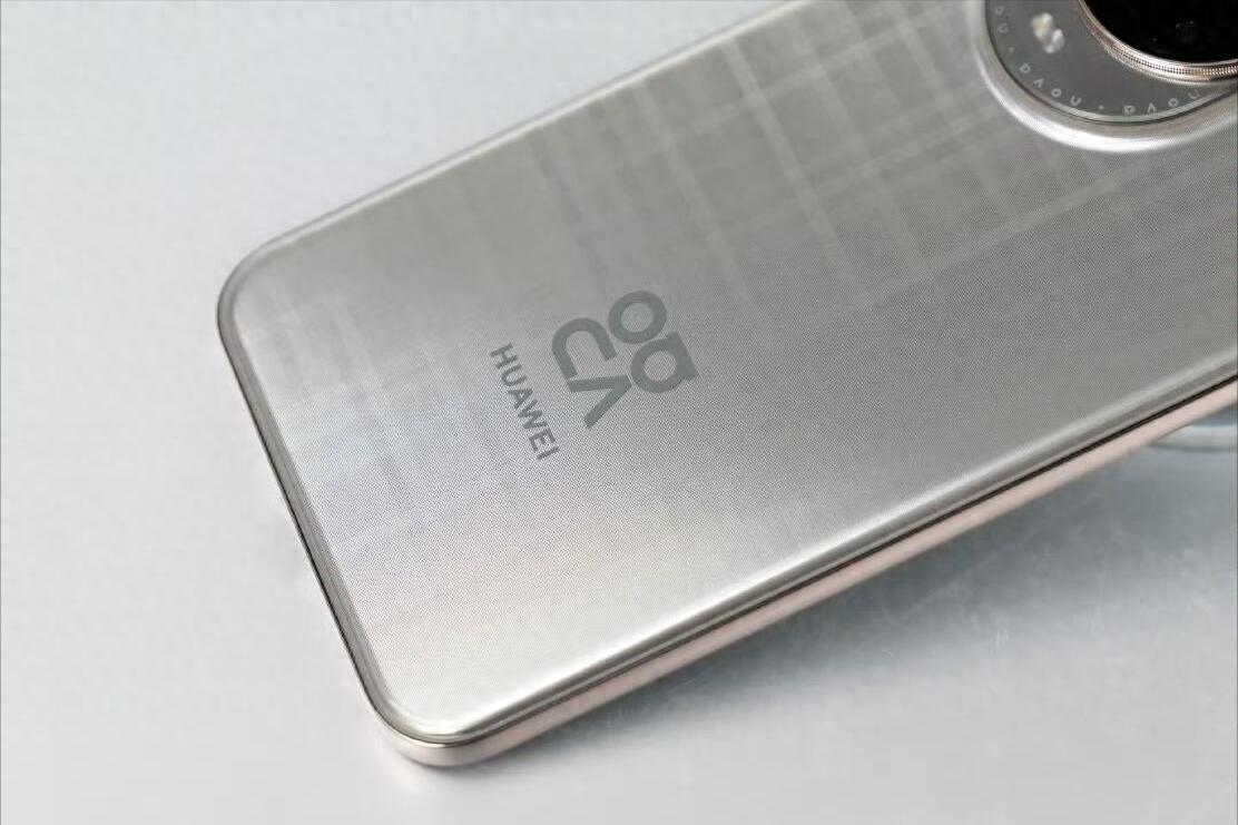 華為用力過猛！512GB大降1294元，五星抗摔+30倍變焦+衛星通信