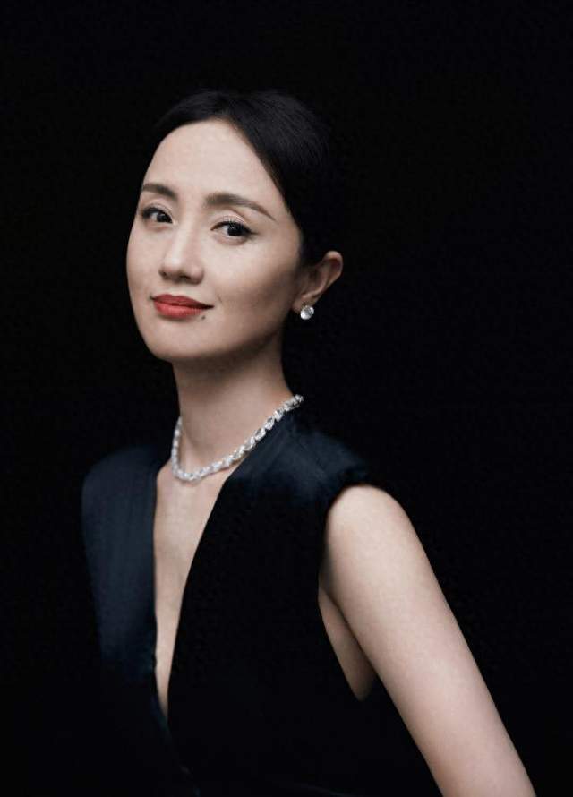 演员朱媛媛因病离世，众多艺人纷纷发声悼念，翟天临怒怼网友遭嘲