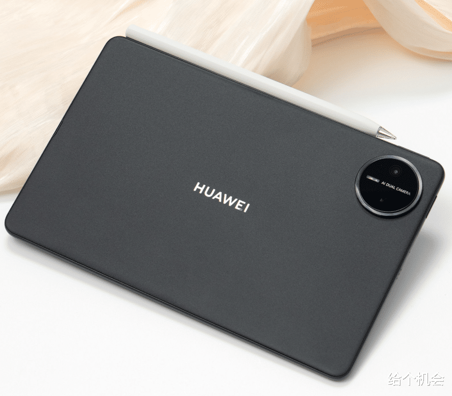 8.8英寸+SIM卡，華為新機定價3899元，你們要的通話平板終于來了
