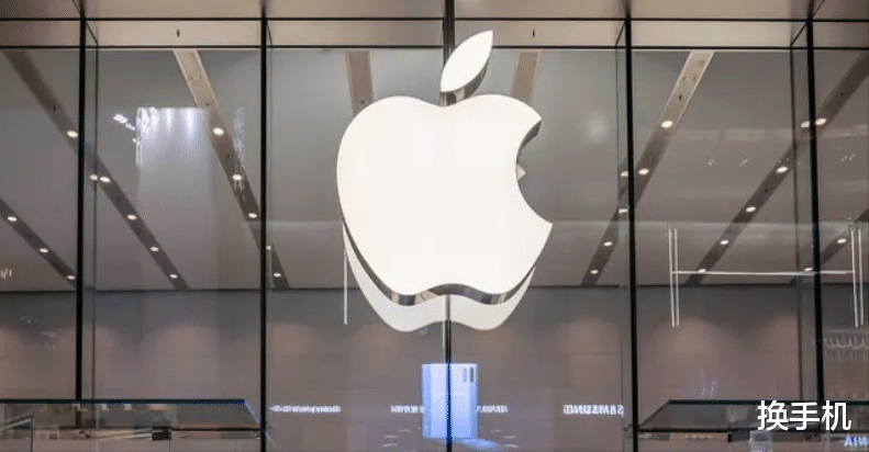 蘋果首次采用屏下攝像頭！折疊屏iPhone再遭曝光，放棄Face ID