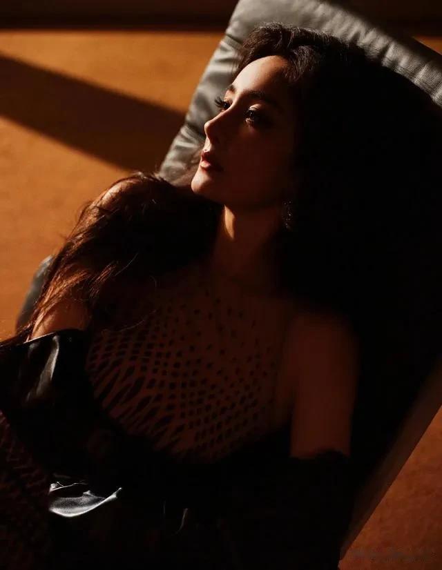 杨幂：今年首套高定，气质真无敌