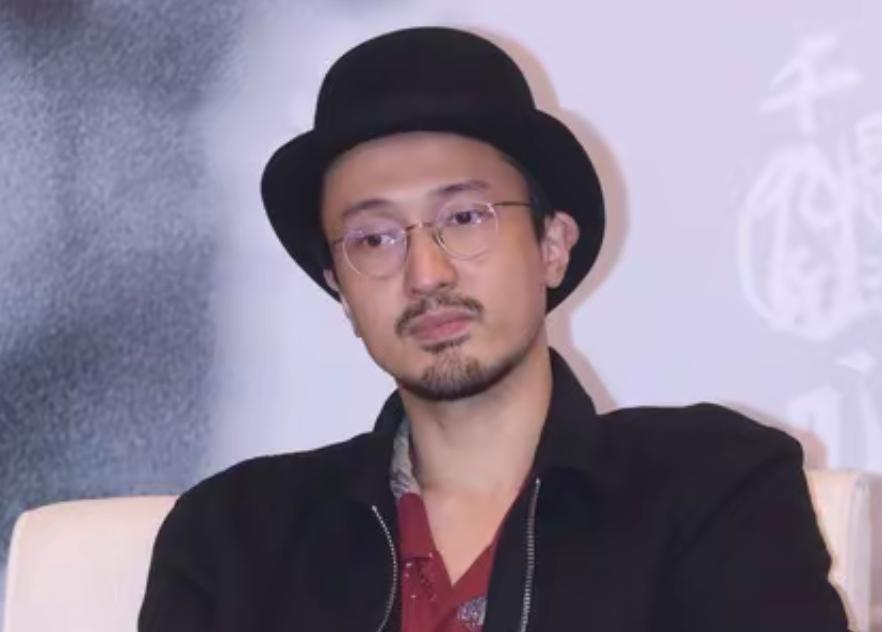 钱赚够了不装了？王传君的态度，给缺席闭幕式的白百何，上了一课