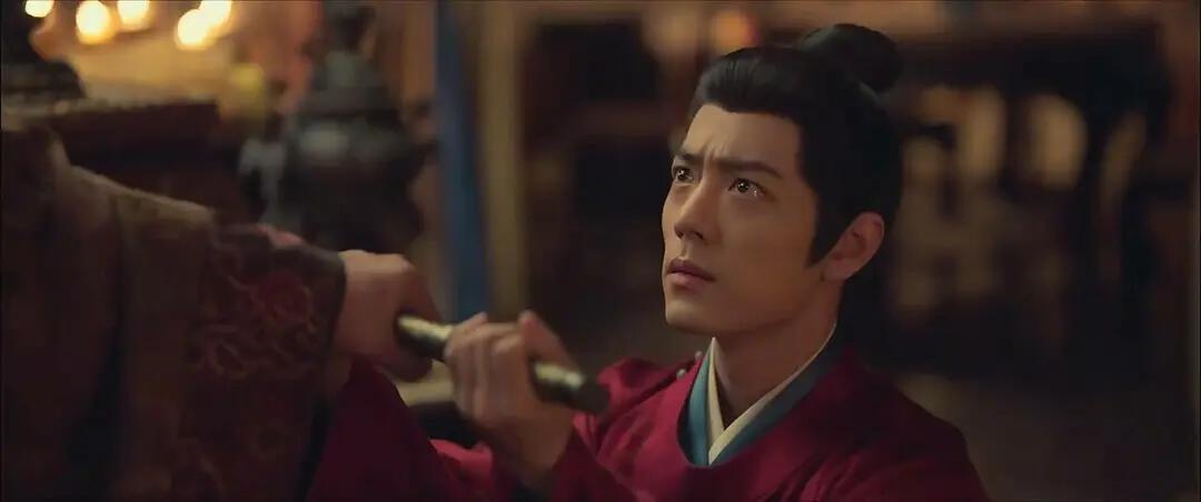 半年时间里，肖战、杨洋、成毅三大顶流对打，谁领跑一目了然