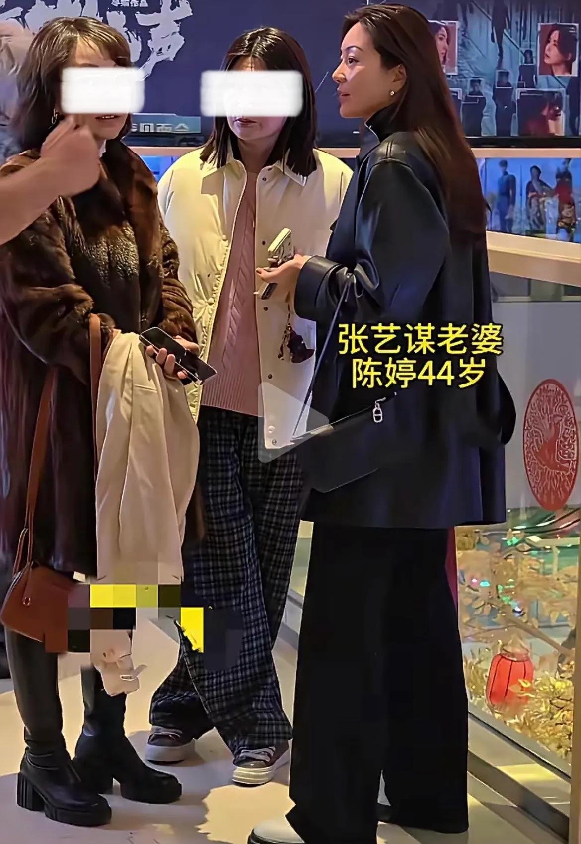 陈婷没想到，75岁张艺谋也开始不服老，终尝到了老夫少妻的残酷？