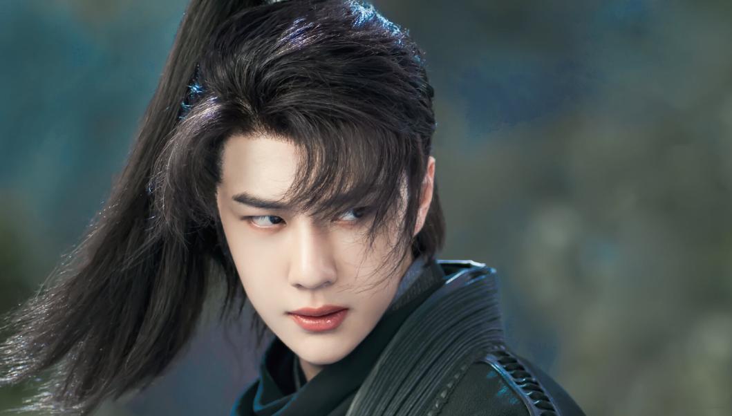 绝望的文盲刚两年,王一博就以这种方式登上神坛,官媒亲自确认