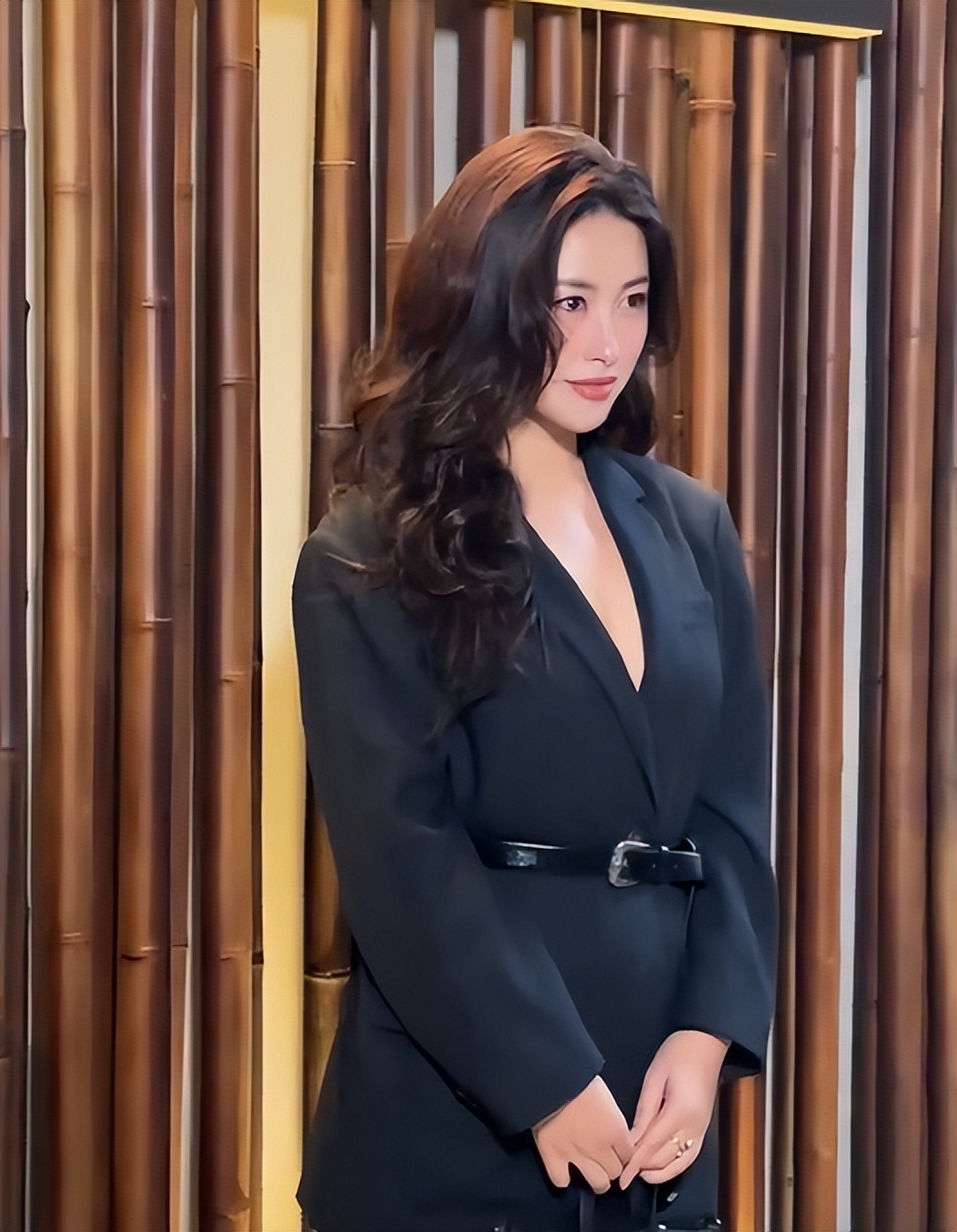 米兰时装周第二波:朱珠无瑕疵,檀健次贵气,李一桐白鹿扛住镜头