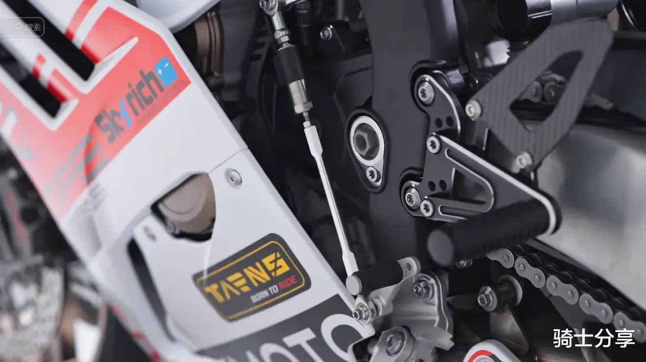 你的猛兽又将出笼，张雪820RR零百加速2.81秒，另有丰富电控