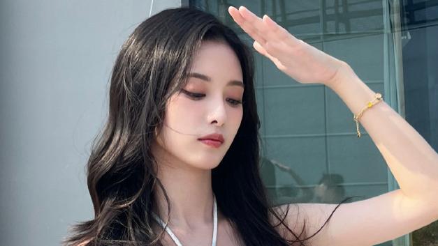 徐艺洋晒鹿晗演唱会现场照，黄子韬一同出席