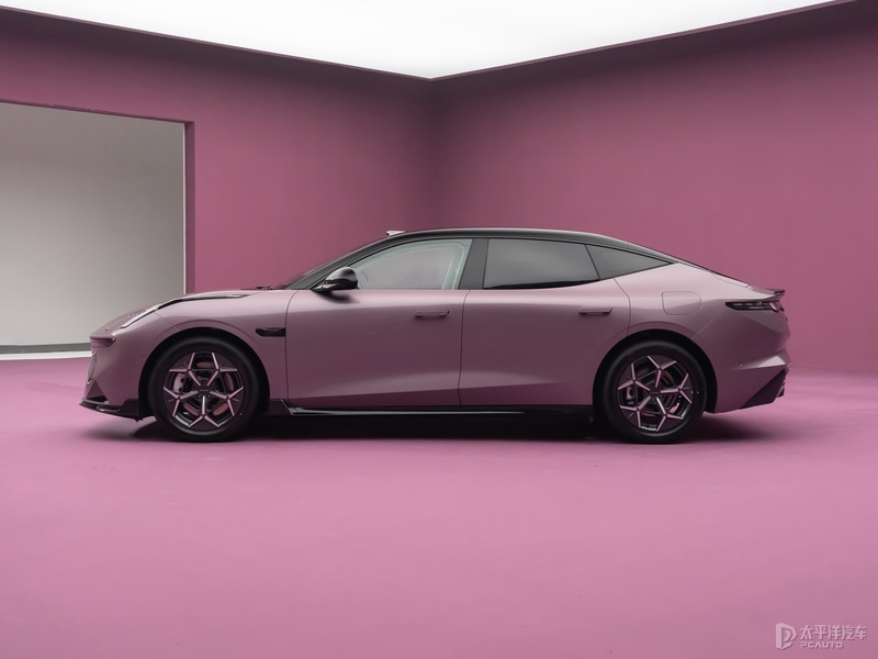 领克10 EM-P将于9月8日上市 纯电续航240km