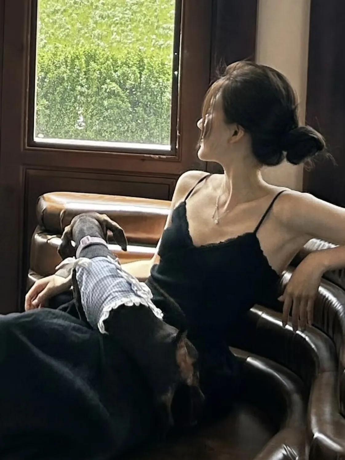 热搜爆了！赵露思直播“退圈发言”太刚了，获于正力挺