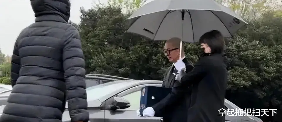 S家又登热搜!独家媒体狂踩汪小菲,网友怒斥其居心不良!