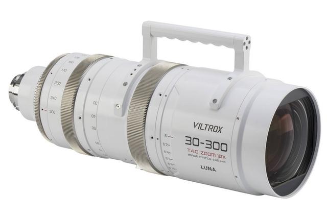 不是1.3万也不是13万，唯卓仕LUNA电影镜头开价138.8万！