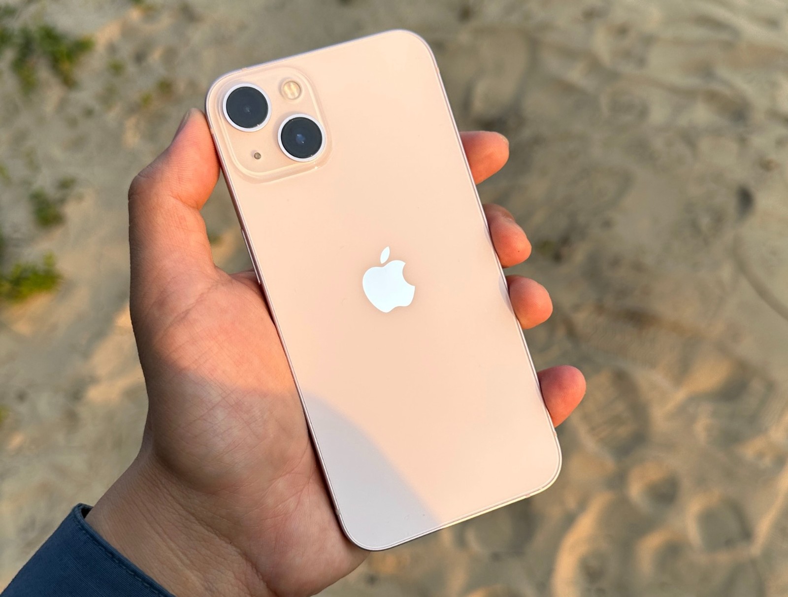 从5999元跌至2710元,A15芯片+轻薄机身,苹果小屏旗舰彻底清仓