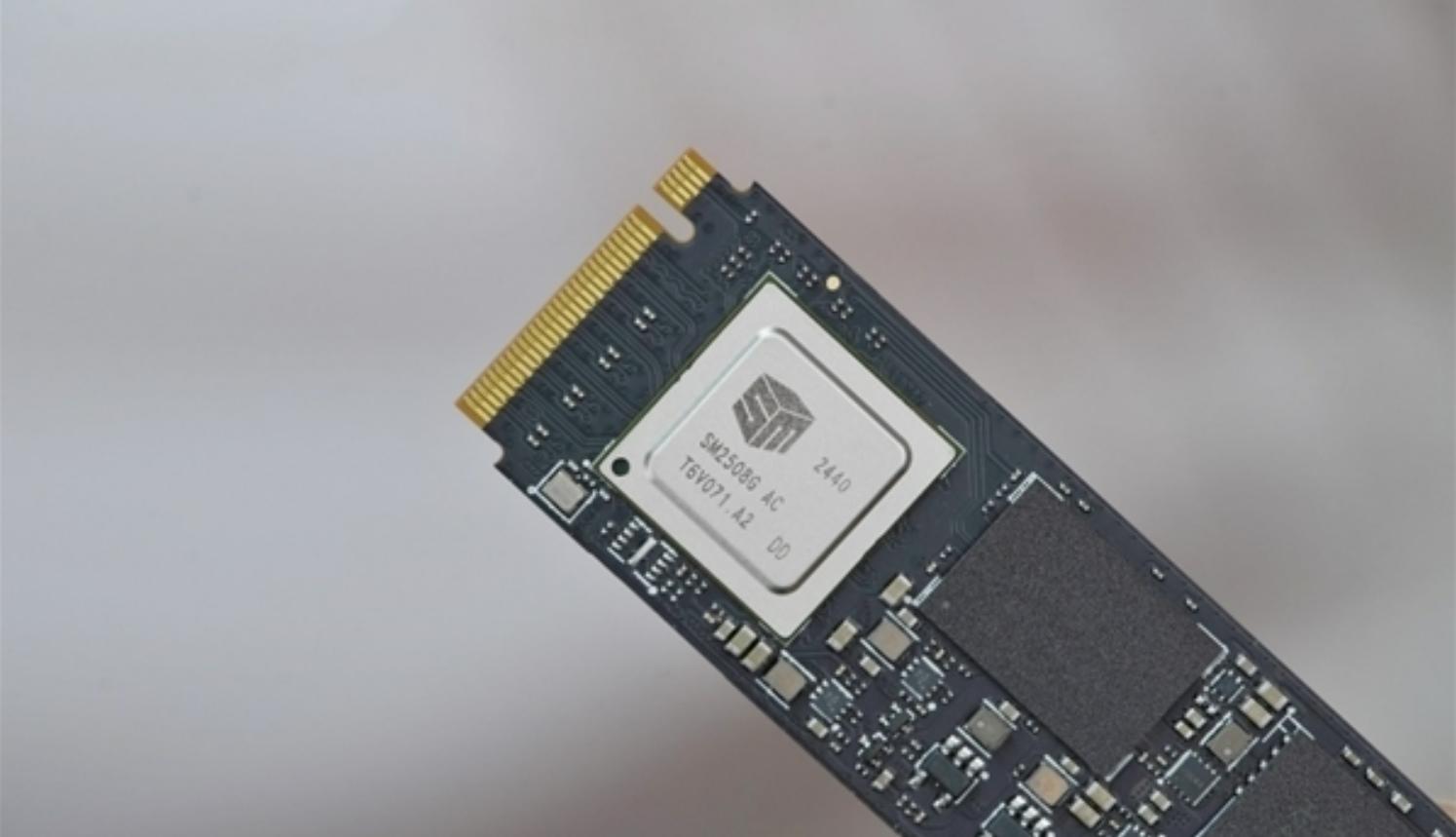 內存硬盤瘋狂漲價無可避免：供需缺口已達200%！明年持續缺貨