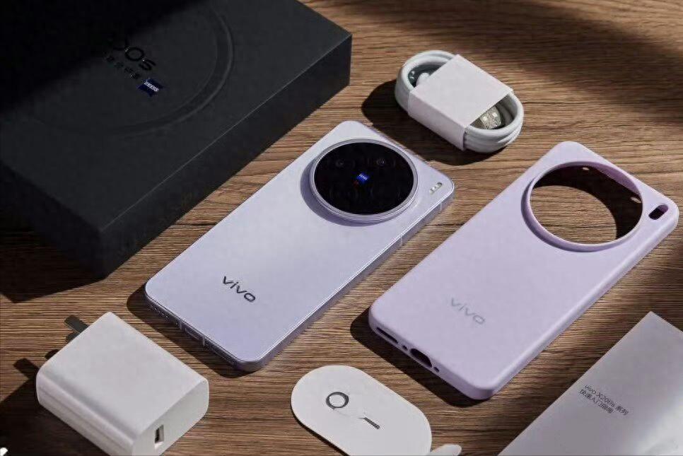 天玑9400+旗舰大降1296元，蔡司长焦+6200mAh