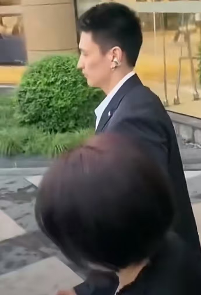 爱的不是你的卵巢！颜丙燕透露男友身体好，又老又胖担心不能生娃