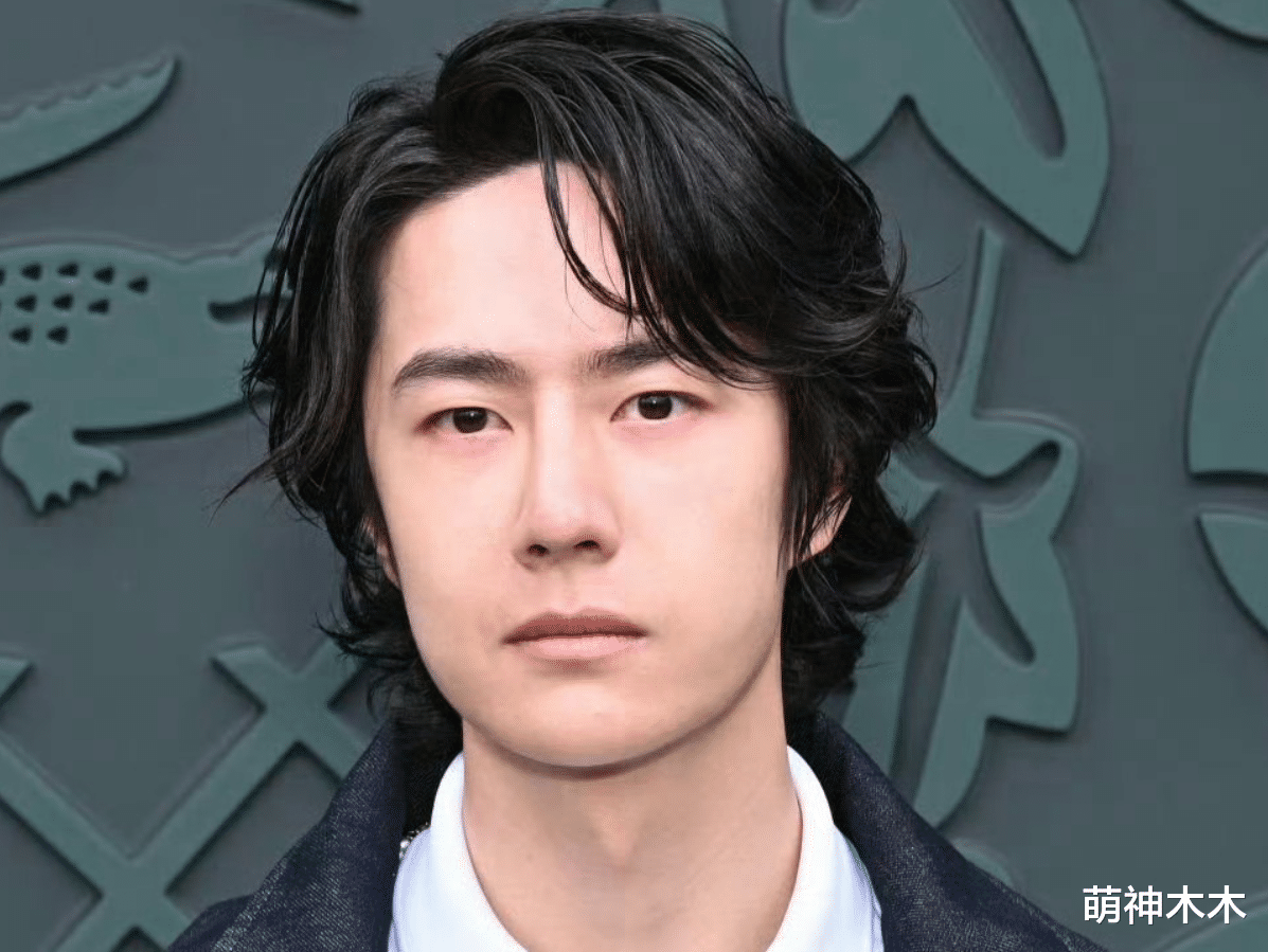 中国明星看秀待遇:王一博被拦下,舒淇获CEO迎接,肖战规格高