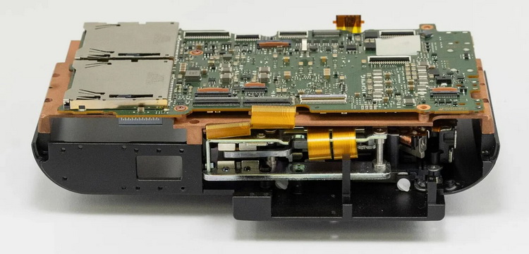 碼農(nóng)魔改松下G9 II成徠卡M，除黃斑取景器外無破綻