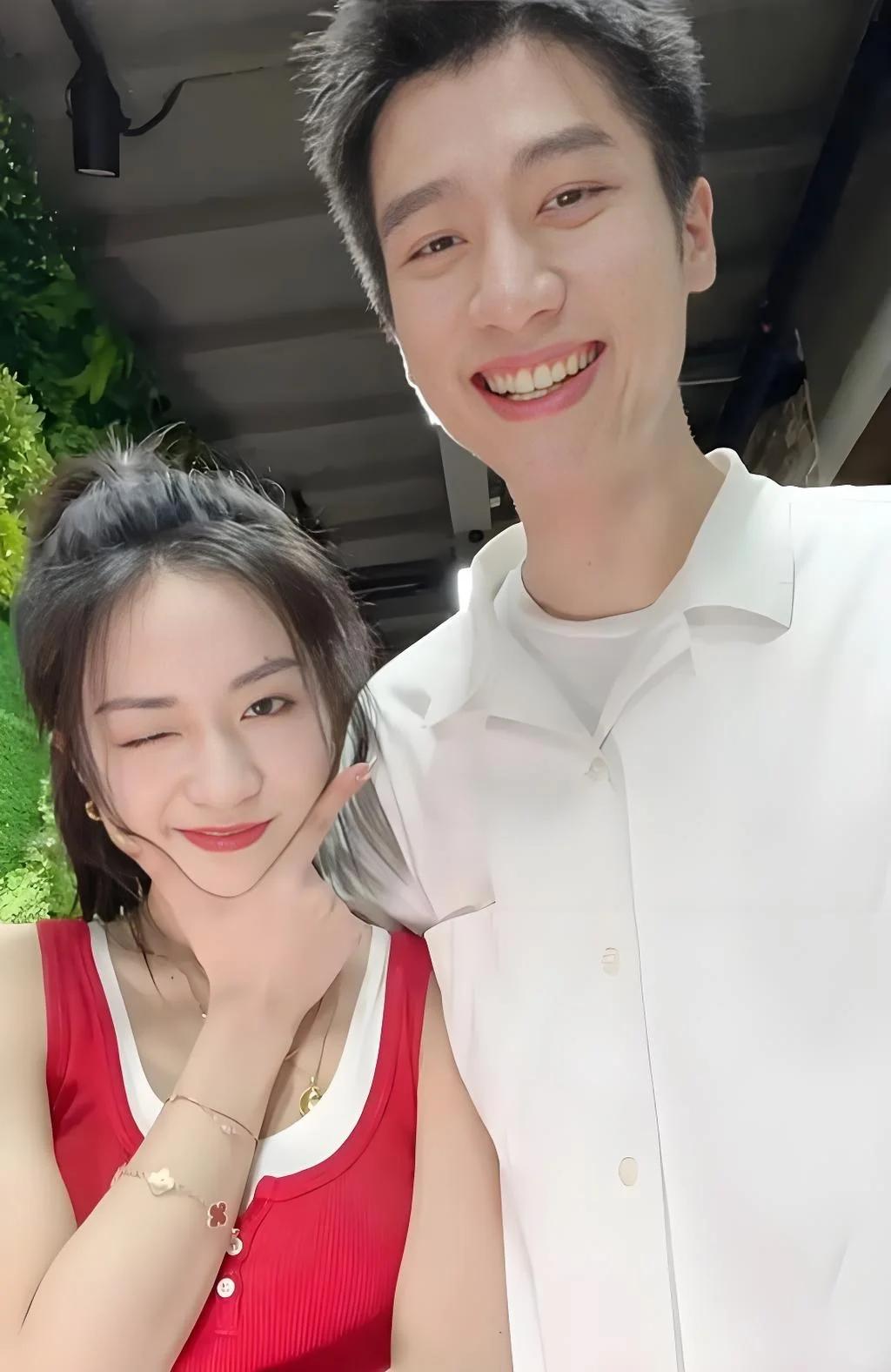 朱珠没想到,11月才过2天,自己因一场翻车采访出圈,回应显情商