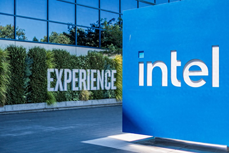 英特爾制造業務三名高管將退休，擬縮減產能規劃團隊