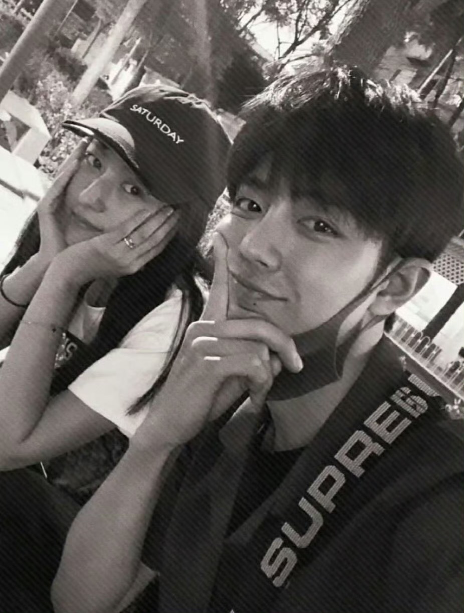 肖战周雨彤十年好友终合作，这波“老友记”太有看头啦！