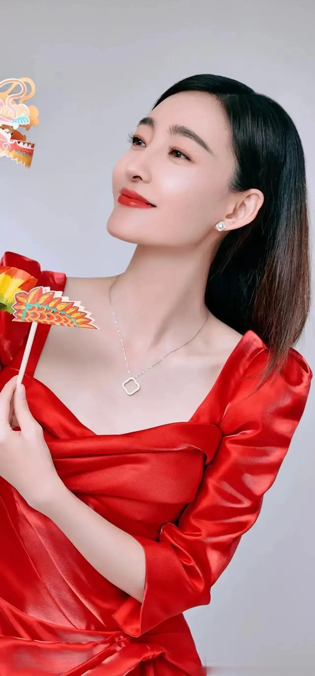 美女图集第661期——王丽坤