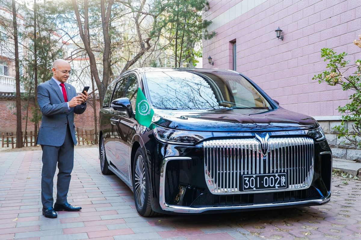 打破外资垄断格局，岚图梦想家凭何成为四国使馆的共同选择？