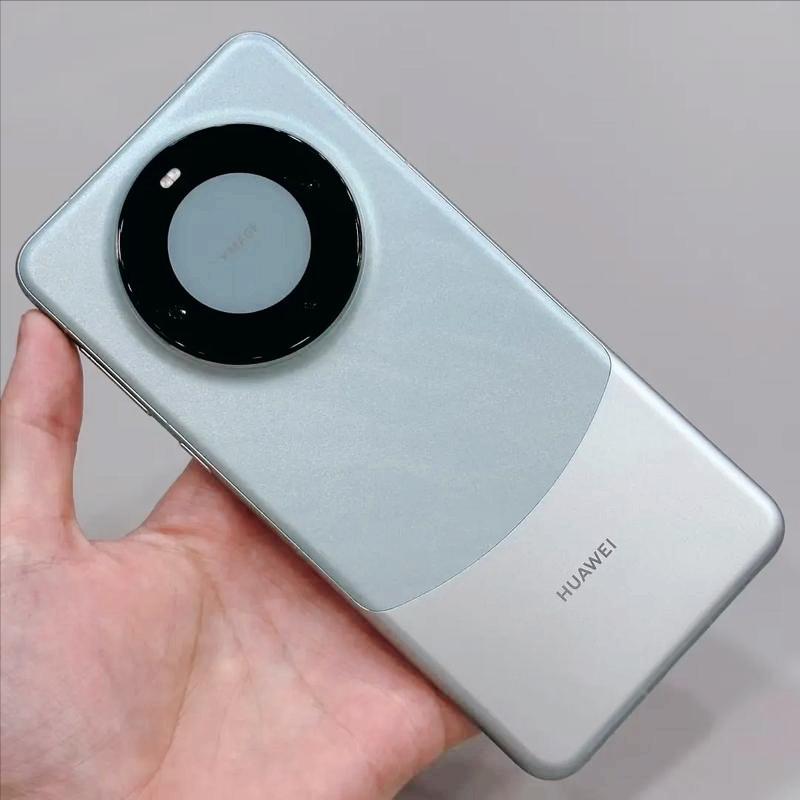 Mate80對比Mate70最高降800元：華為教友商什么是性價比？