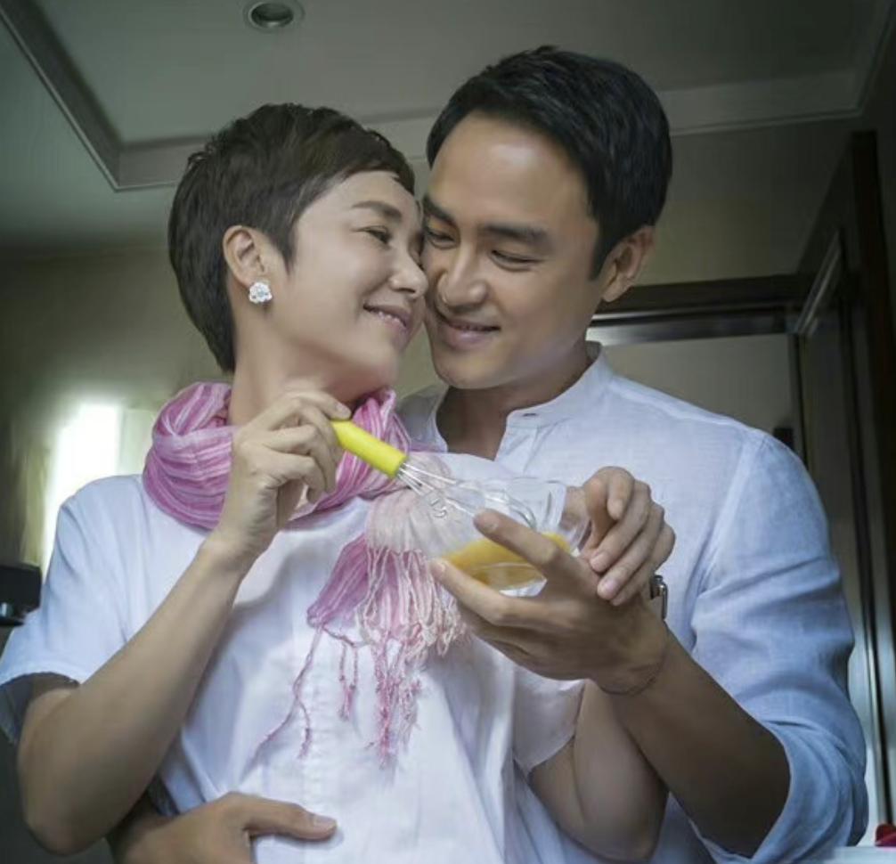 夫妻俩各玩各的?蒋雯丽顾长卫迟迟不离婚,竟然是因为这个