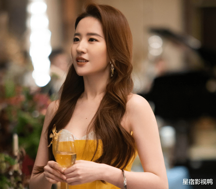 一颗老鼠屎坏了一锅汤！《赴山海》遭人民日报除名，她承担全部责任