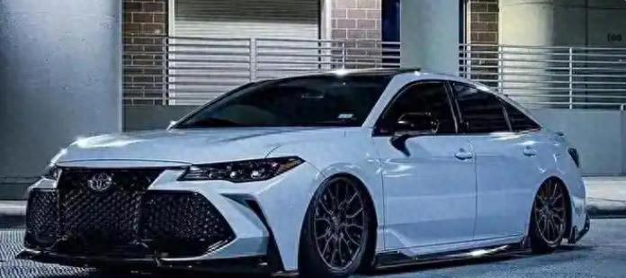 科技潮男——2025款亚洲龙，你的理想之车！