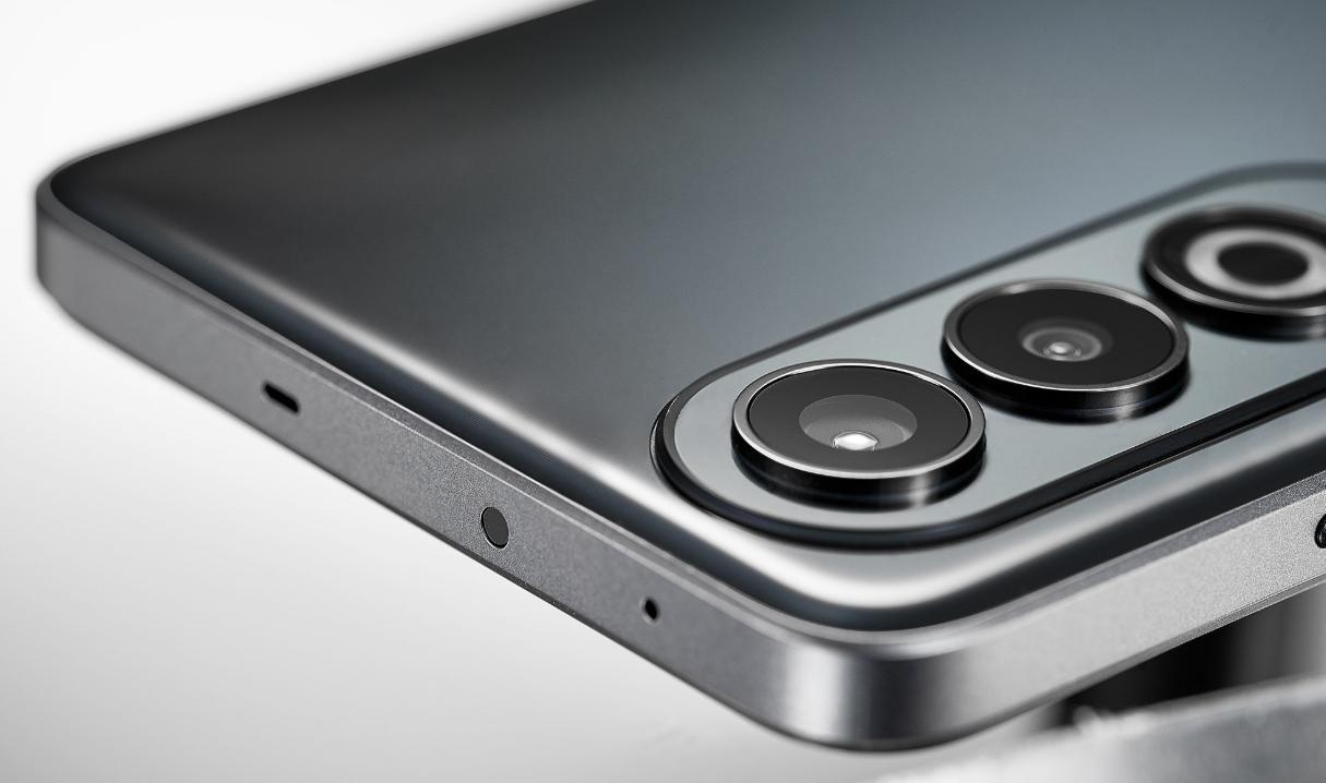 被“低估”的千元机，6400mAh+护眼直屏，618售价大跳水