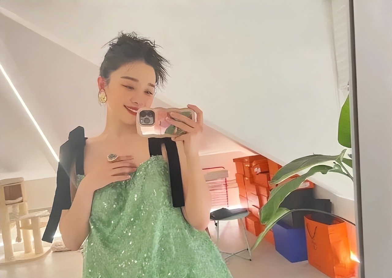 被爆生下早夭畸形儿不到48小时,阚清子评论区沦陷,后续来了!