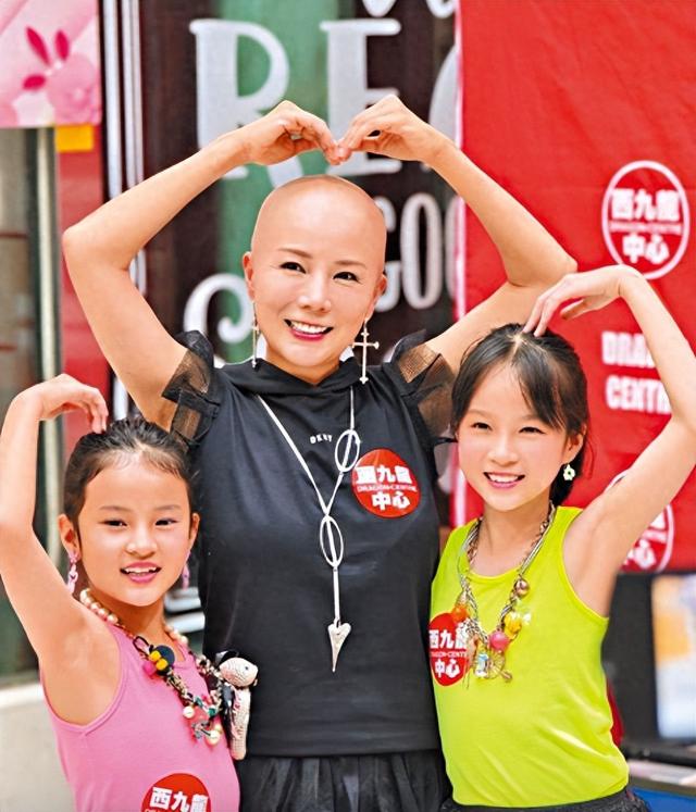 曝50岁港姐变卖家电补贴药费，癌末期与丈夫离婚，被迫从豪宅搬走