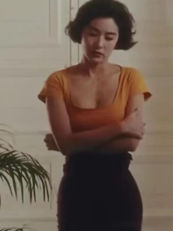 林青霞被称为东南亚第一美人的身材震撼